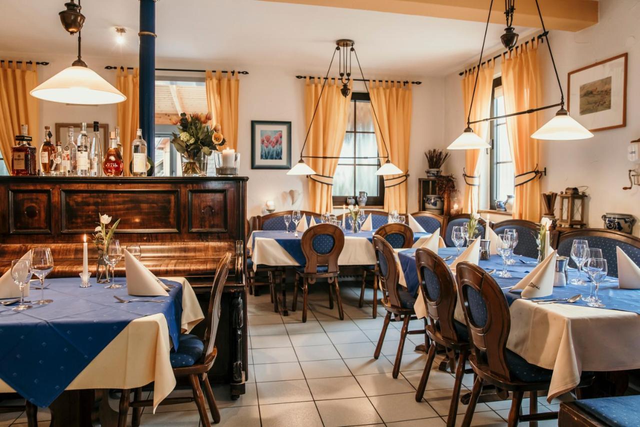 Landgasthof Krone Mockmuhl Екстер'єр фото